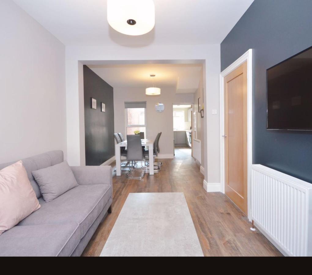 Queens Quarter Townhouse 1 Μπέλφαστ Εξωτερικό φωτογραφία